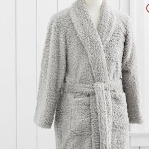 Pottery barn robe